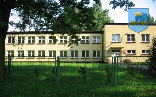 : Budynek szkoły w Woli Libertowskiej